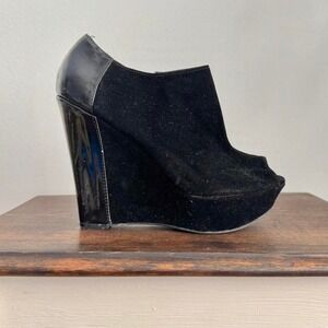 Charlotte Russe Velvet Peeptoe Wedge Appox size 9